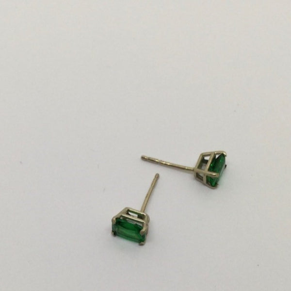 Rectangle stone earring