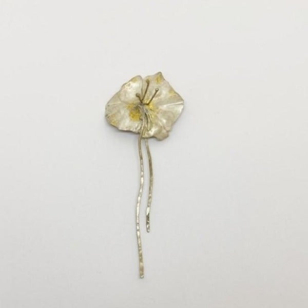 Capparis brooch